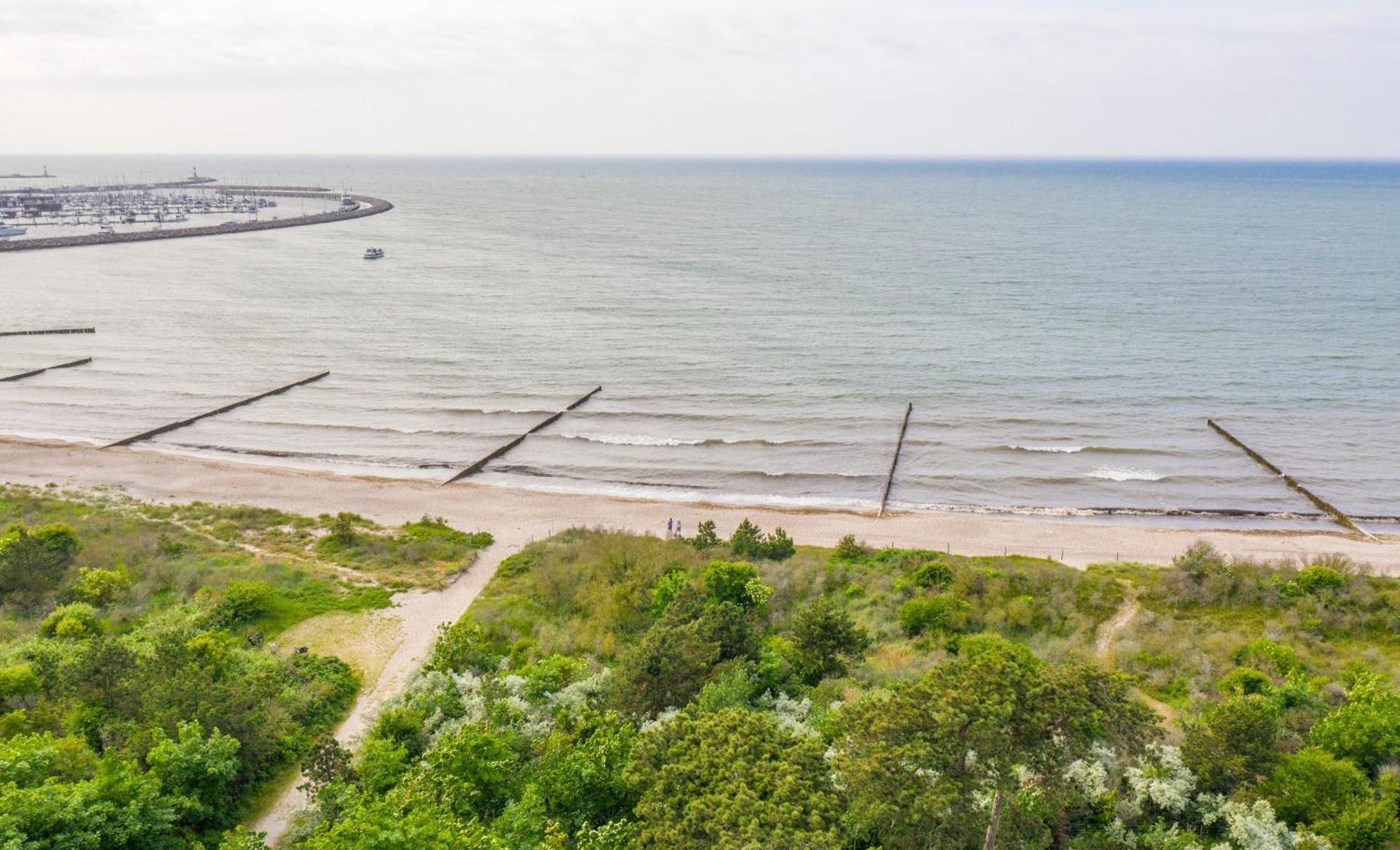 Villa Schmidt - Strandhaus Direkt Am Meer Mit Sauna, Sport Und Duenengarten II Rostock Exterior photo